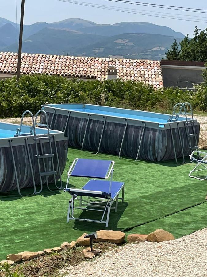 In Country Luxury Lodges Camerino Exterior foto